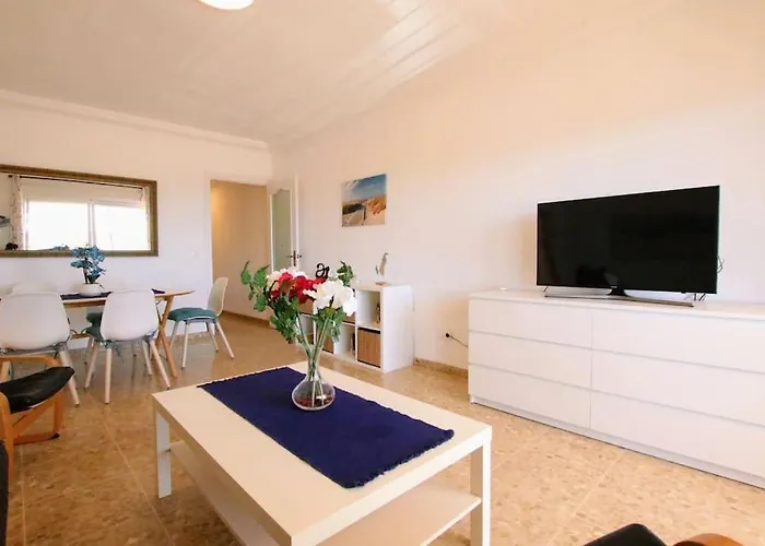 Tess Don Miguel Fuengirola